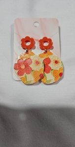 Daisy Acrylic Earrings